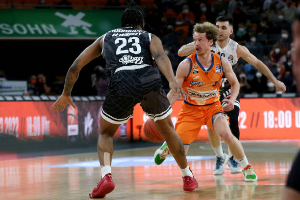 射门次数以 射门次数以