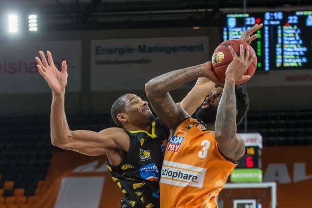 稳定点球手 稳定点球手